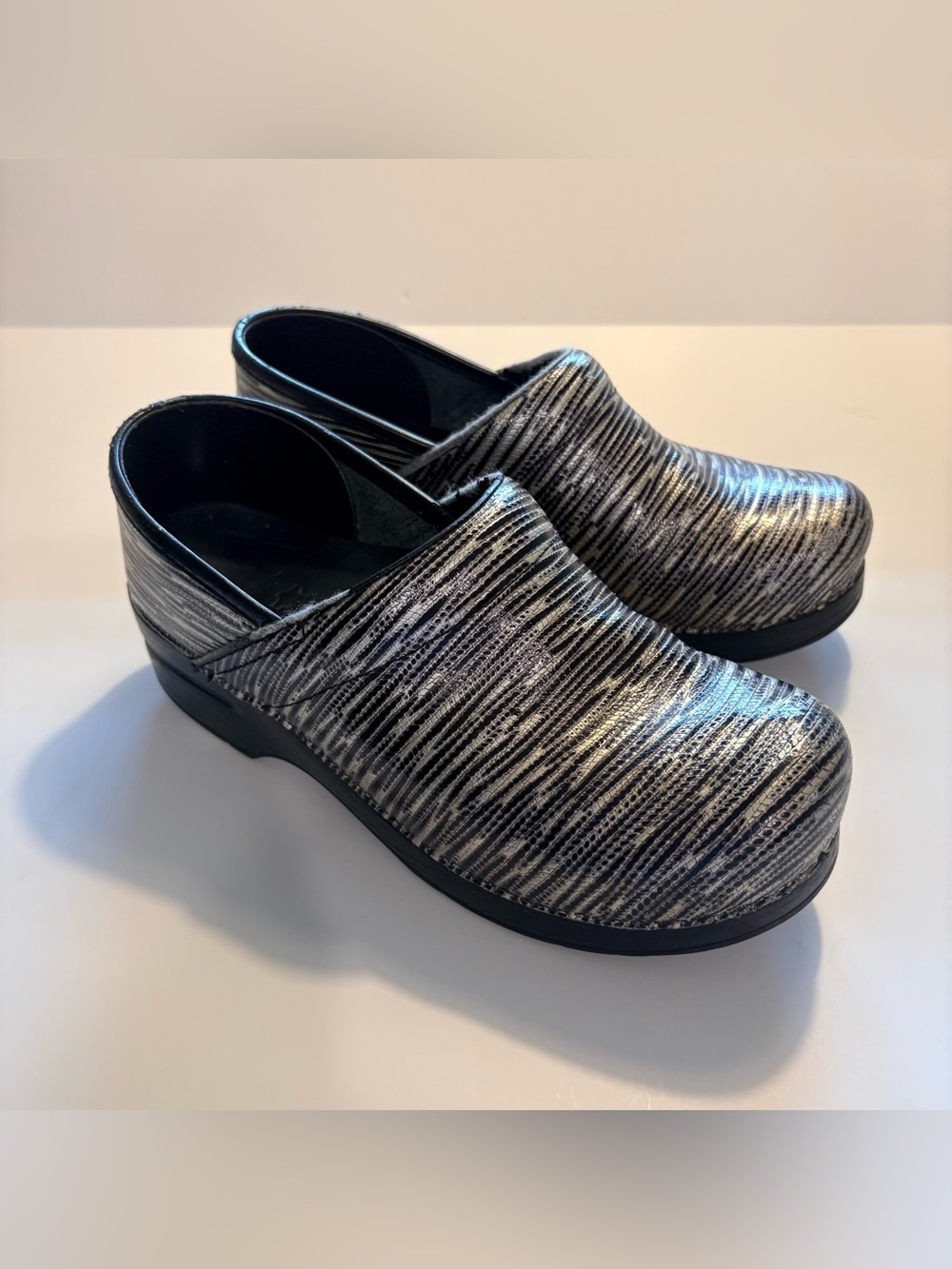 Dansko Women's Metallic Black & Silver Slip-On Clog Size 38